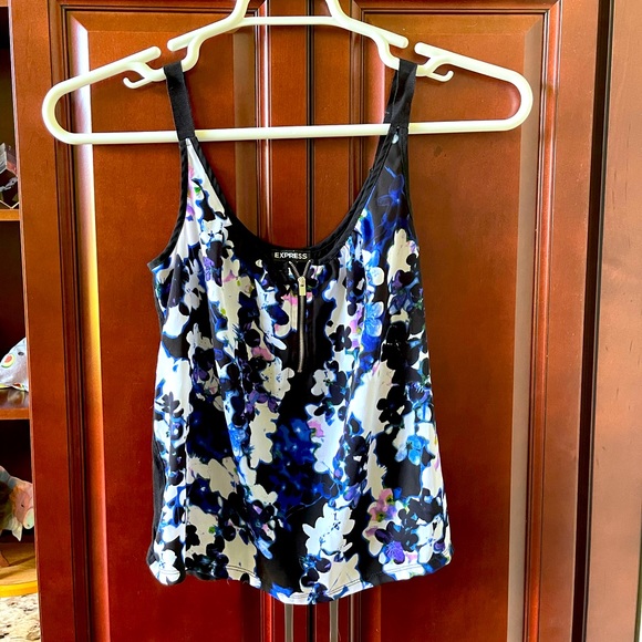 Express Tank Top - Picture 1 of 3
